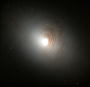 galaxia lenticular